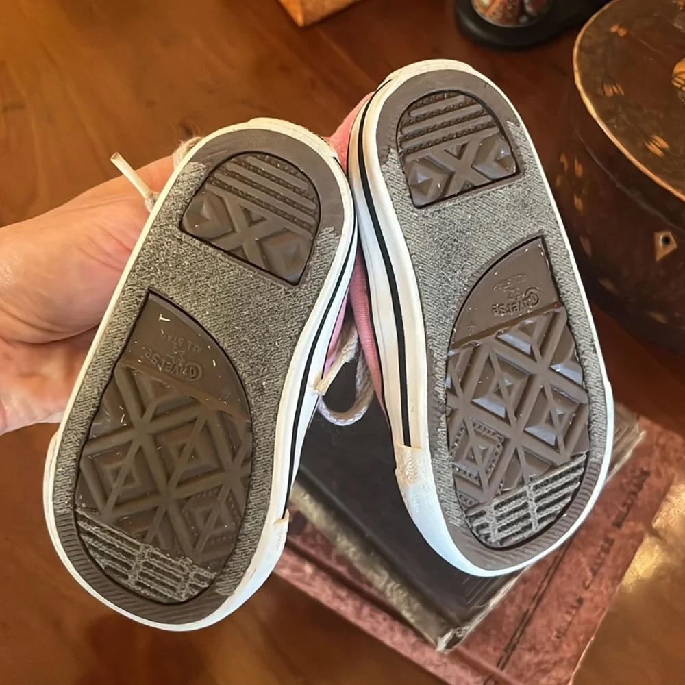 Kids Pink Converse